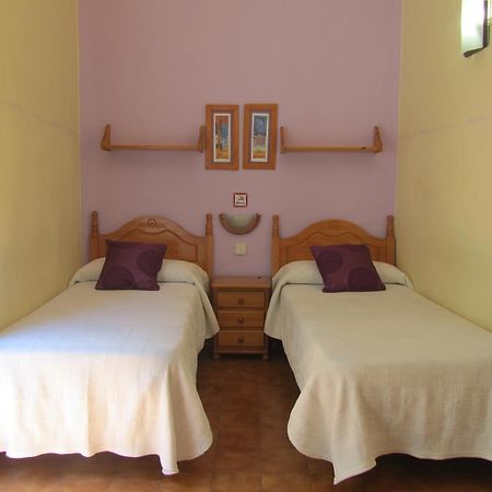 Pension Alamar Barcelona Buitenkant foto
