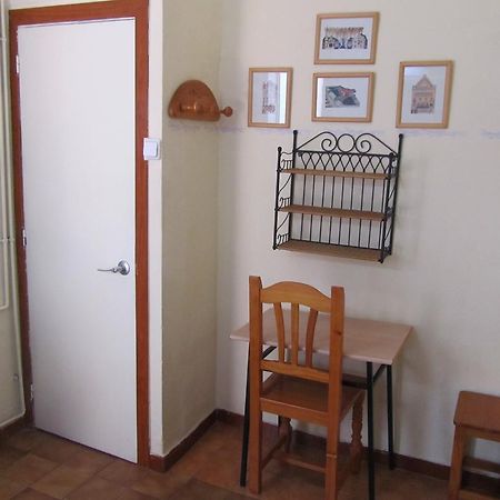 Pension Alamar Barcelona Buitenkant foto